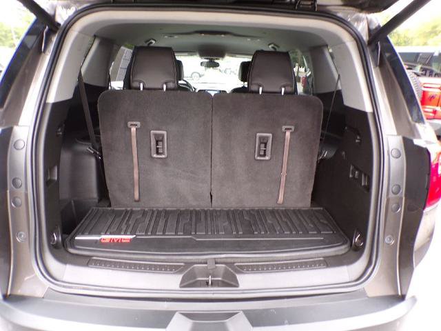 Used 2019 GMC Acadia SLT AWD/4WD image 17
