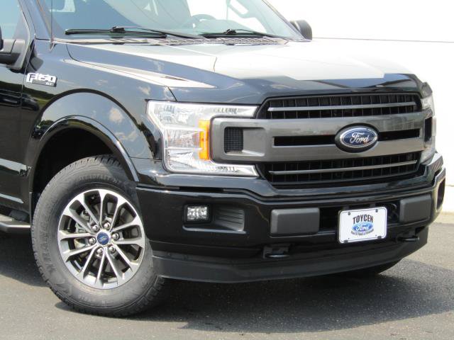 Certified 2018 Ford F150 XLT w/ Equipment Group 302A Luxury AWD/4WD image 4