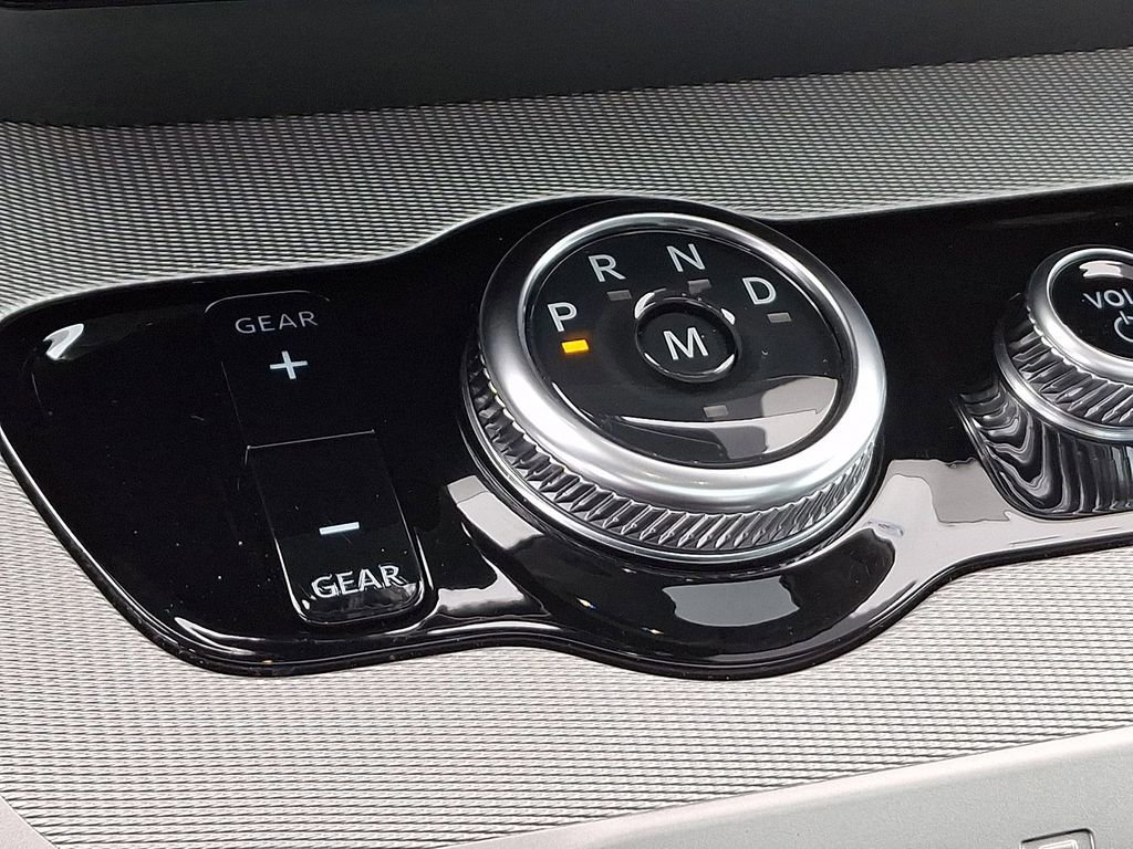 Certified 2025 Ford Expedition Active image 17