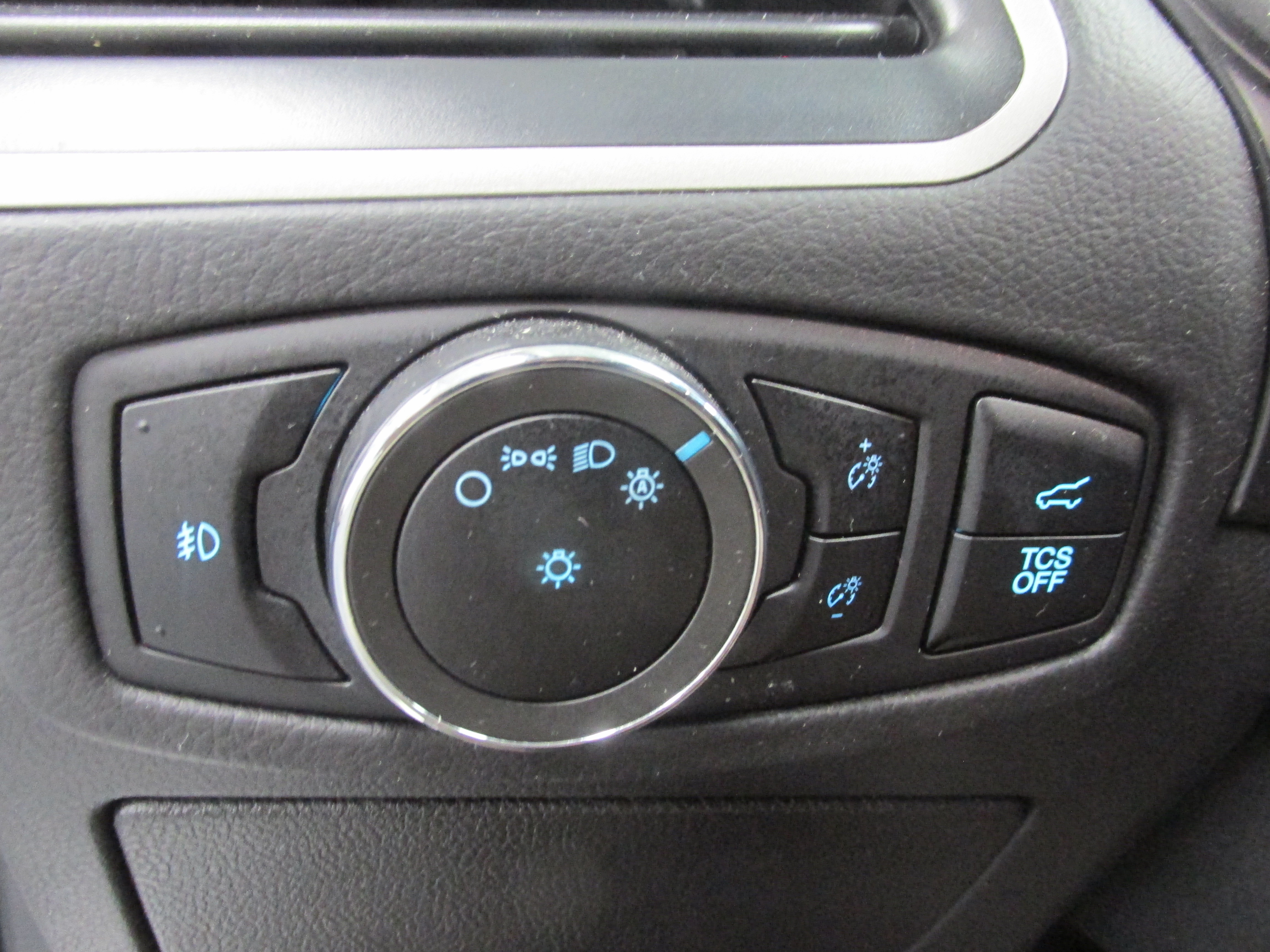 Certified 2023 Ford Edge SEL w/ Convenience Package AWD/4WD image 32