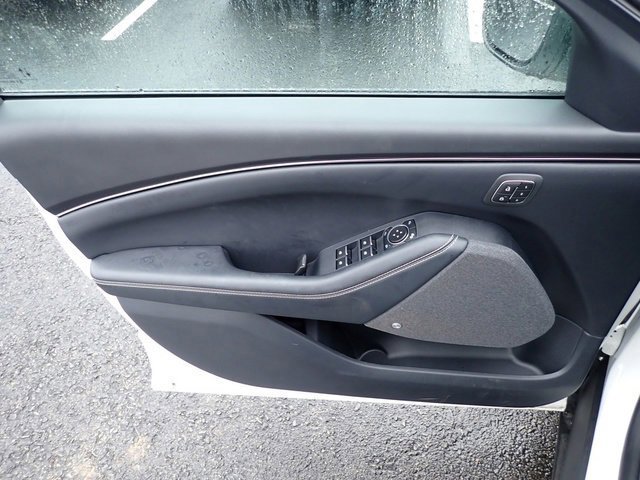 Certified 2025 Ford Mustang Mach-E Premium image 21