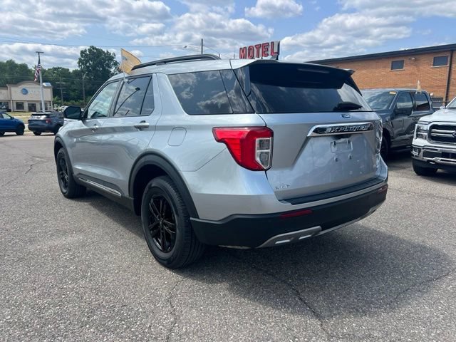 Certified 2024 Ford Explorer XLT w/ Equipment Group 202A AWD/4WD image 6