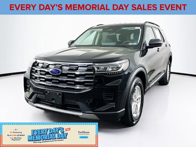 Certified 2025 Ford Explorer Active AWD/4WD image 3