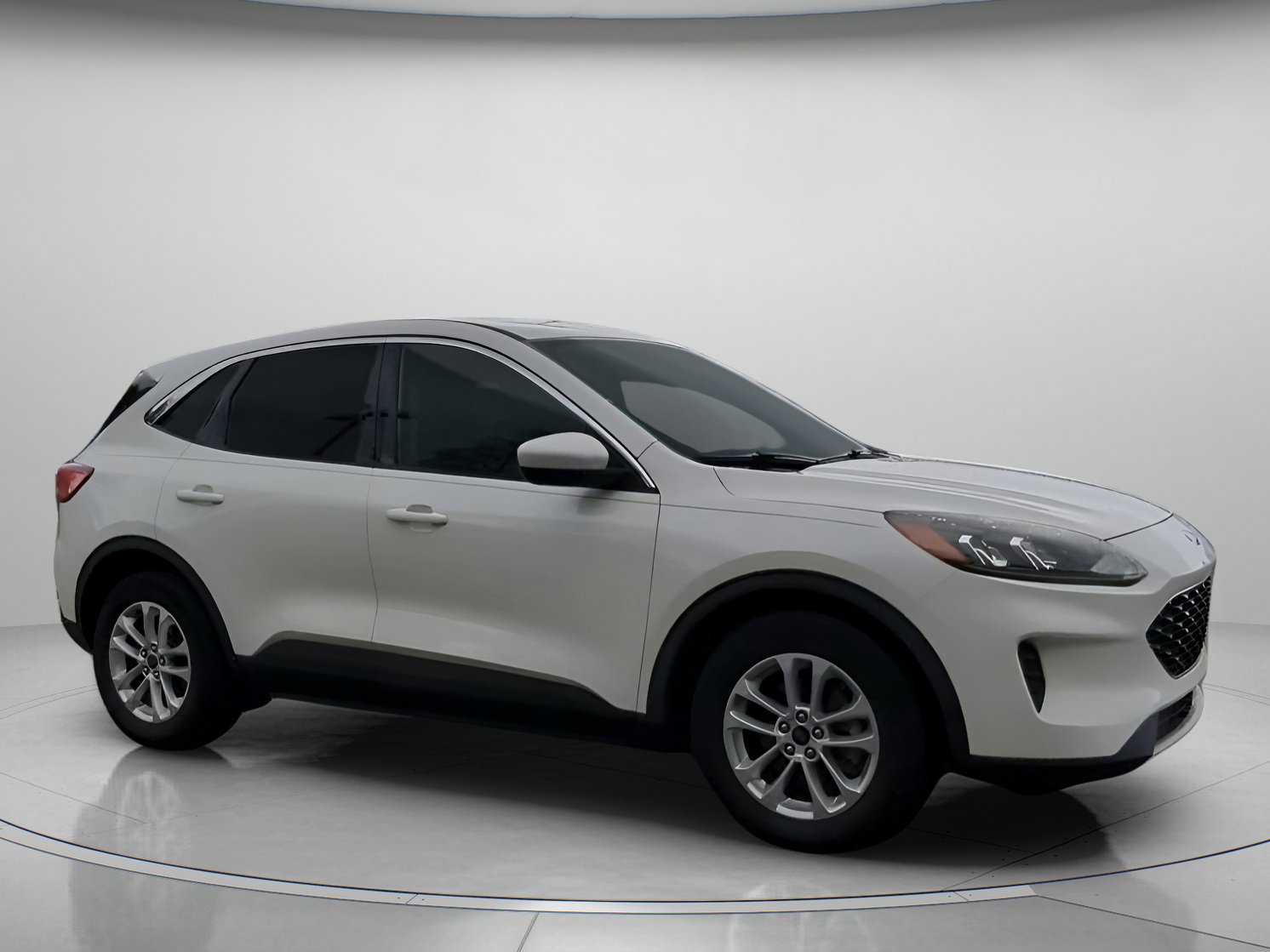 Certified 2020 Ford Escape SE image 30