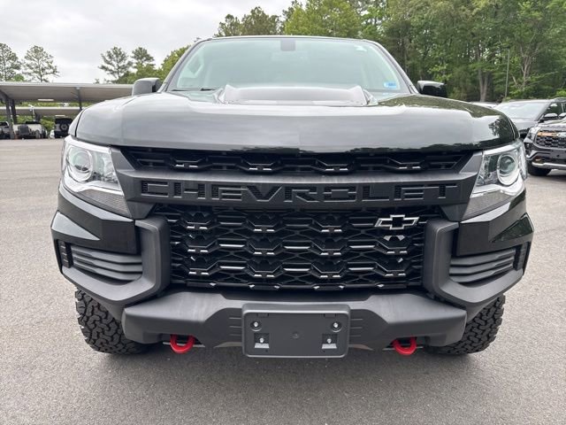 Used 2022 Chevrolet Colorado ZR2 w/ ZR2 Midnight Special Edition AWD/4WD image 8