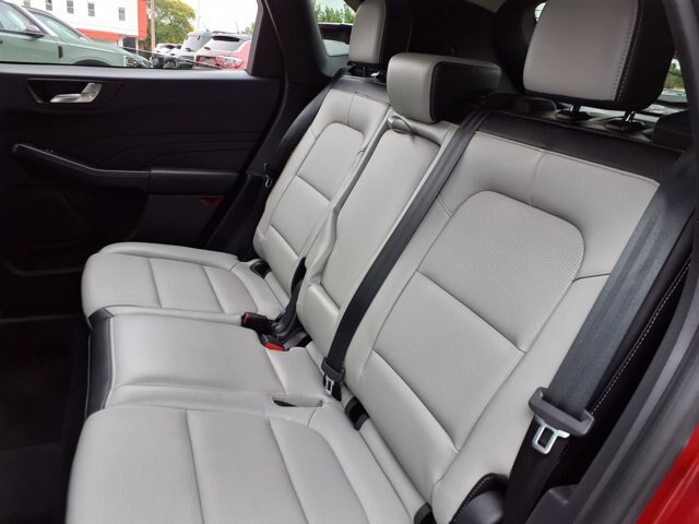Certified 2023 Ford Escape Platinum AWD/4WD image 8