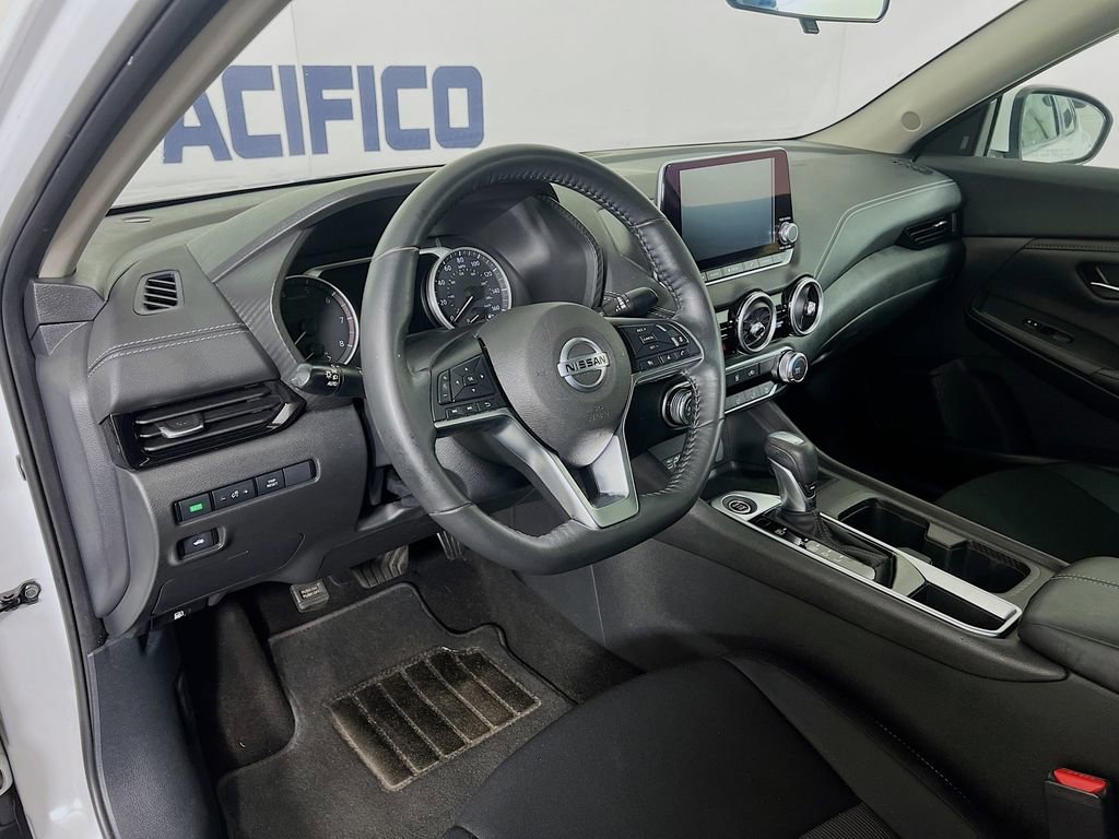Used 2023 Nissan Sentra SV FWD image 9