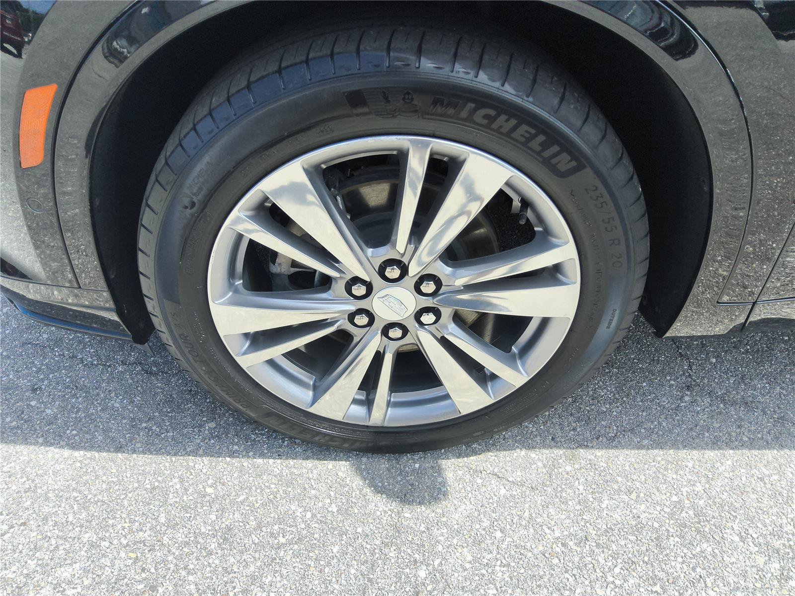 Used 2023 Cadillac XT6 Premium Luxury w/ Technology Package FWD image 10