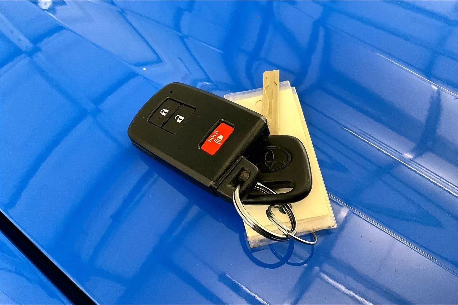 Used 2020 Toyota Tacoma TRD Off-Road w/ Blackout Package image 9