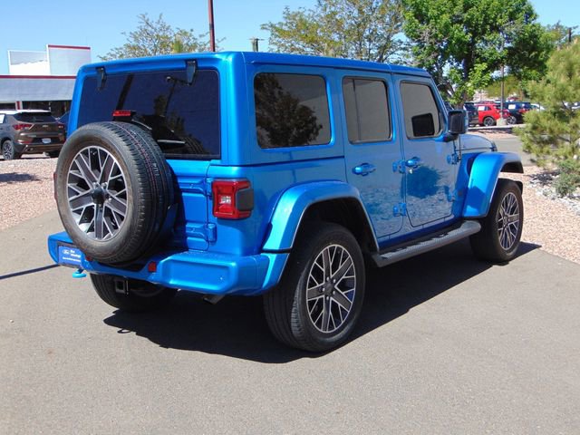 Used 2023 Jeep Wrangler Unlimited Sahara AWD/4WD image 7