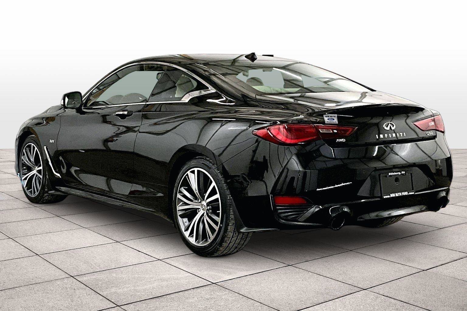 Used 2018 INFINITI Q60 3.0t Luxe w/ Sensory Package 3.0T Luxe image 10