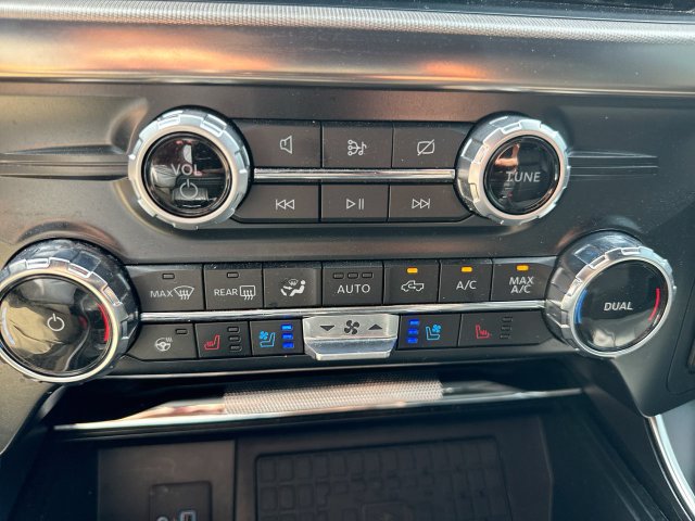 Certified 2023 Ford F150 Raptor w/ Raptor Carbon Fiber Package AWD/4WD image 19