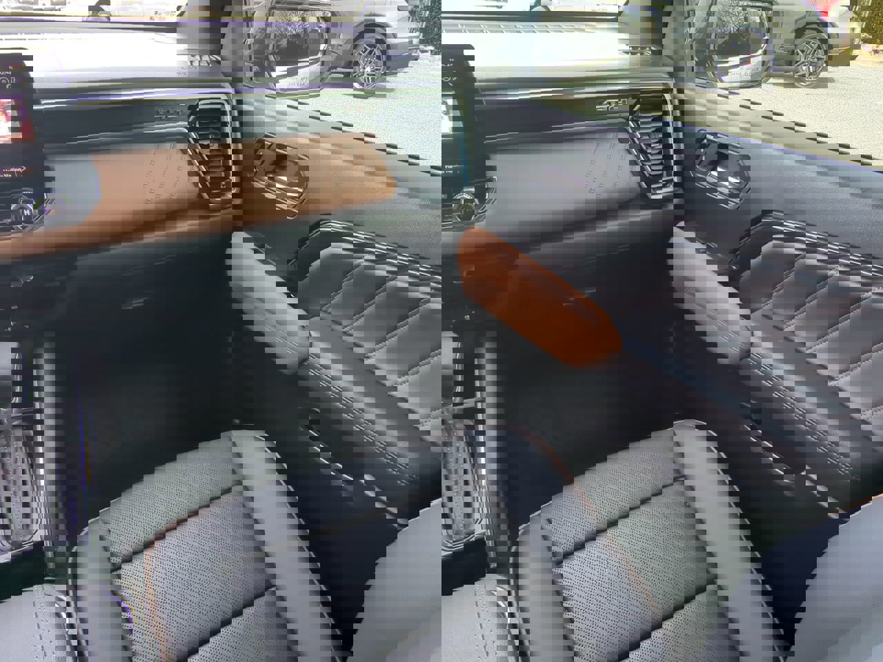 Used 2024 GMC Canyon AT4 w/ AT4 Premium Package image 15