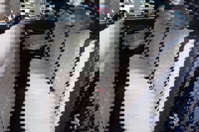 Used 2023 Mercedes-Benz E 350 4MATIC Sedan image 20