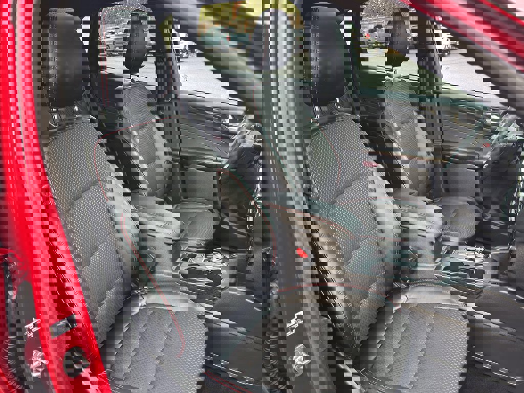 Certified 2025 Ford Escape ST-Line Elite w/ Class II Trailer Tow Package image 27