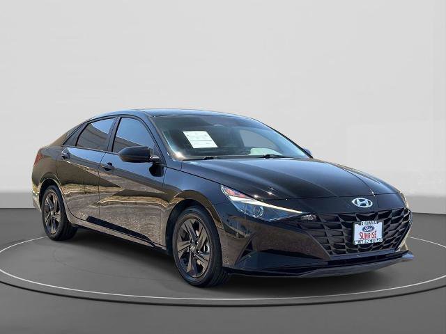 Used 2023 Hyundai Elantra SEL FWD image 4