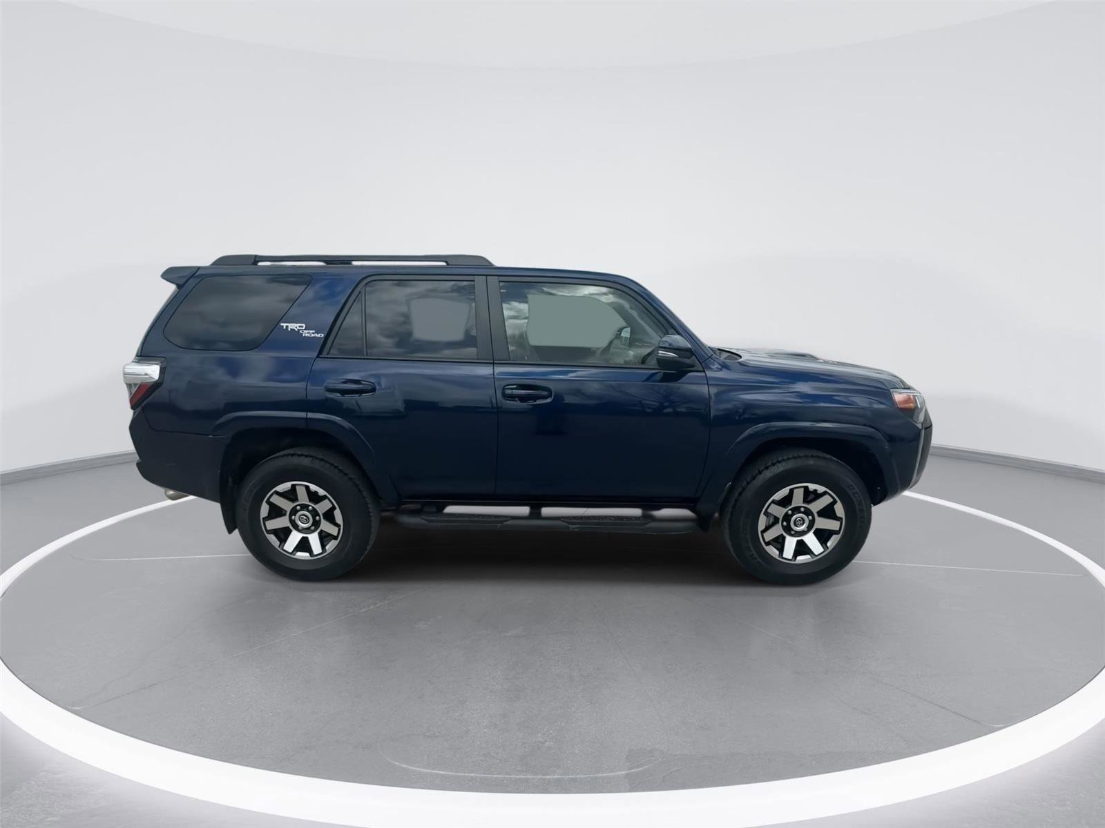 Used 2022 Toyota 4Runner TRD Off-Road Premium image 3