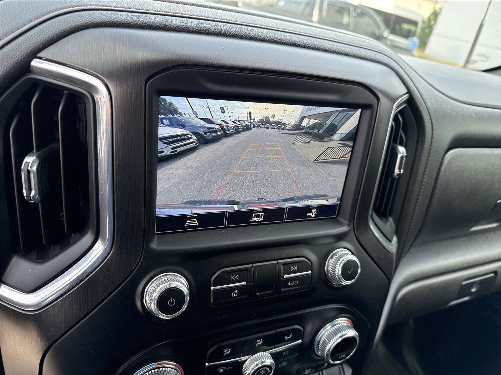 Used 2023 GMC Sierra 2500 AT4 image 8