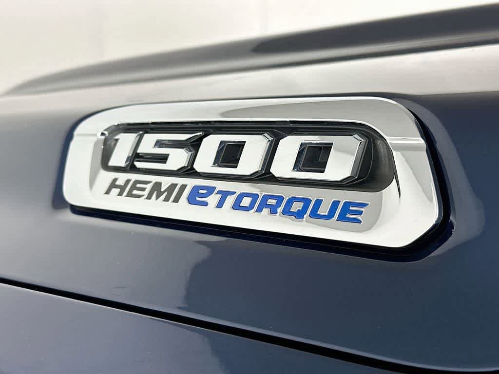 Used 2024 RAM 1500 Big Horn AWD/4WD image 7