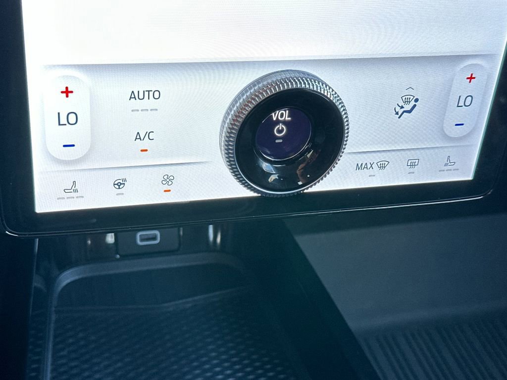 Certified 2025 Ford Mustang Mach-E Select w/ Comfort Package Lite image 21