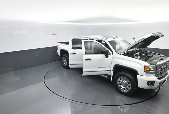 Used 2019 GMC Sierra 2500 Denali image 33