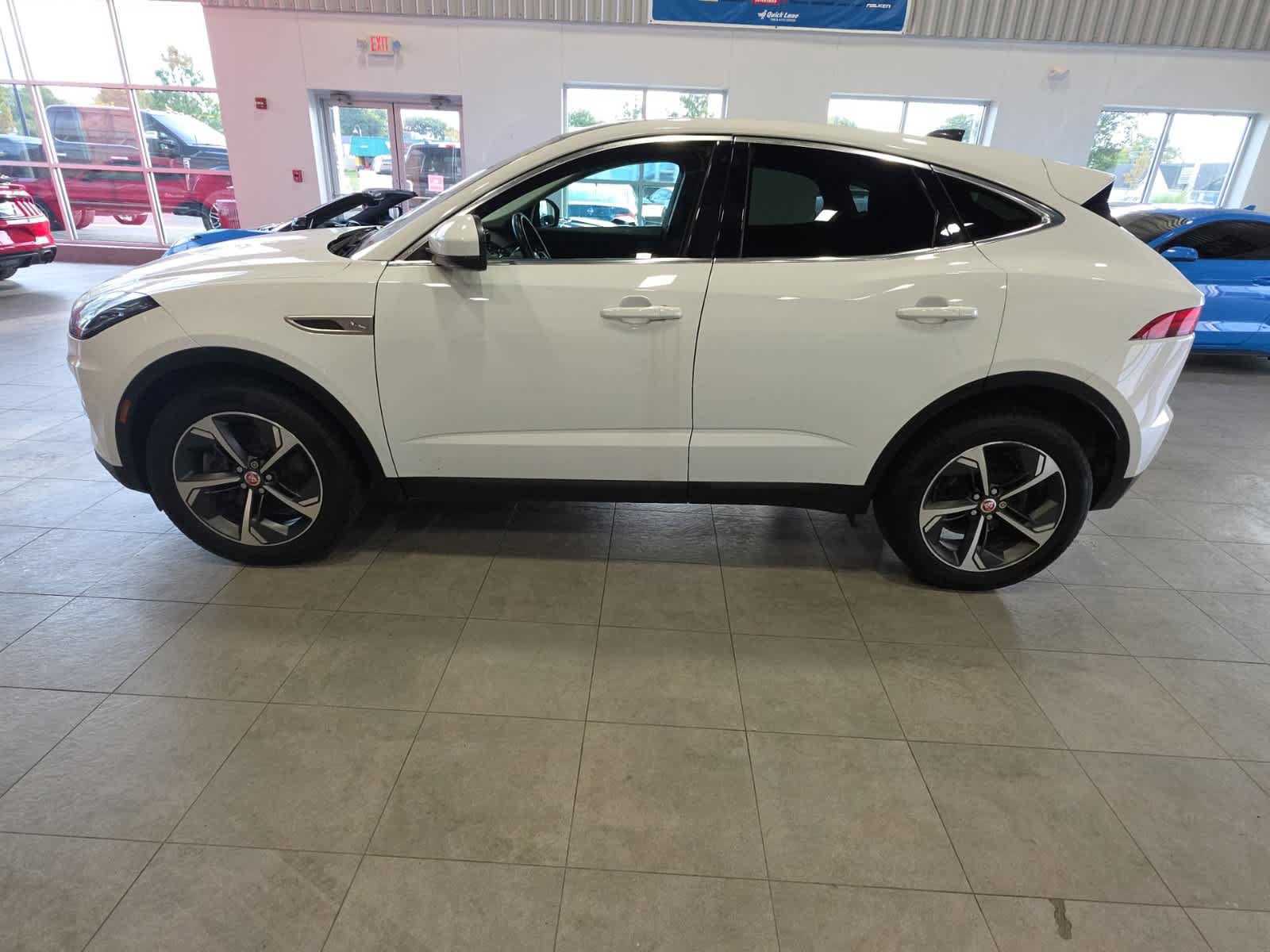 Used 2022 Jaguar E-PACE SE AWD/4WD image 13