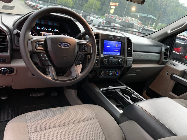 Certified 2022 Ford F250 XLT w/ XLT Premium Package AWD/4WD image 20