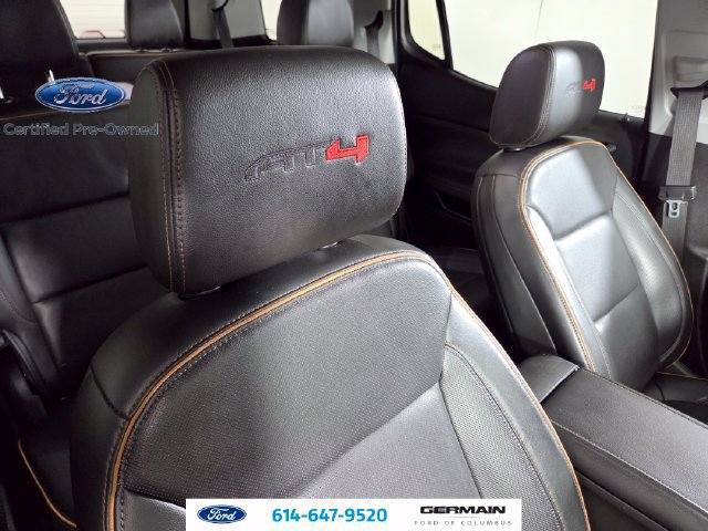 Used 2022 GMC Acadia AT4 w/ Technology Package AWD/4WD image 19