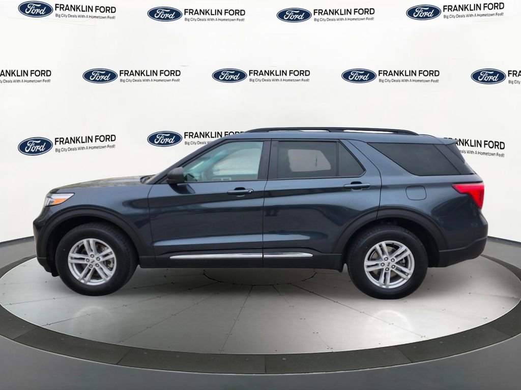 Certified 2023 Ford Explorer XLT w/ Equipment Group 202A AWD/4WD image 2