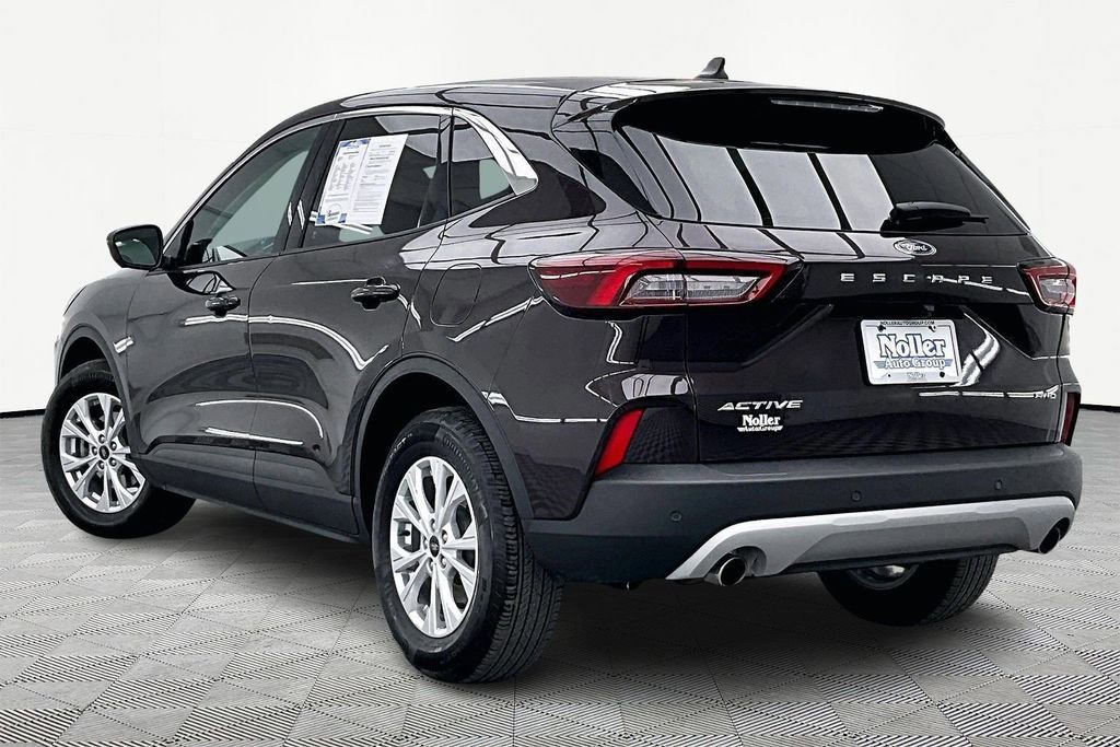 Certified 2023 Ford Escape Active w/ Tech Pack #2 image 2