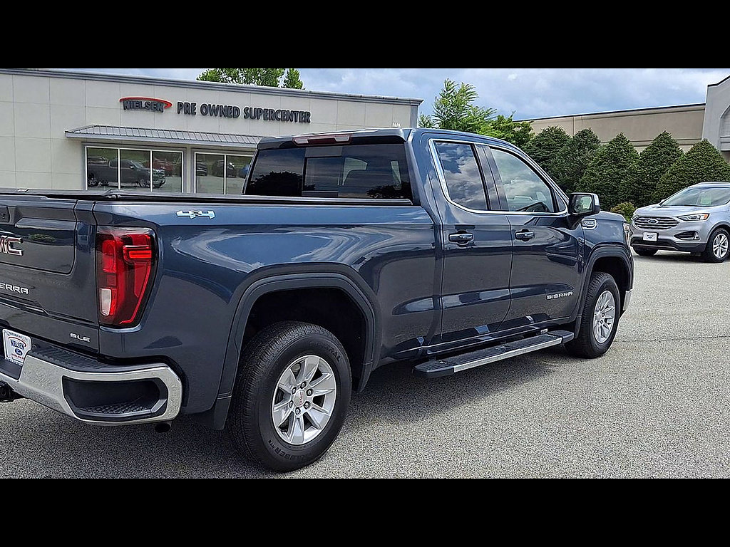 Used 2021 GMC Sierra 1500 SLE w/ Preferred Package AWD/4WD image 8