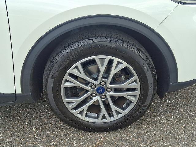 Certified 2022 Ford Escape SEL w/ Technology Package image 8