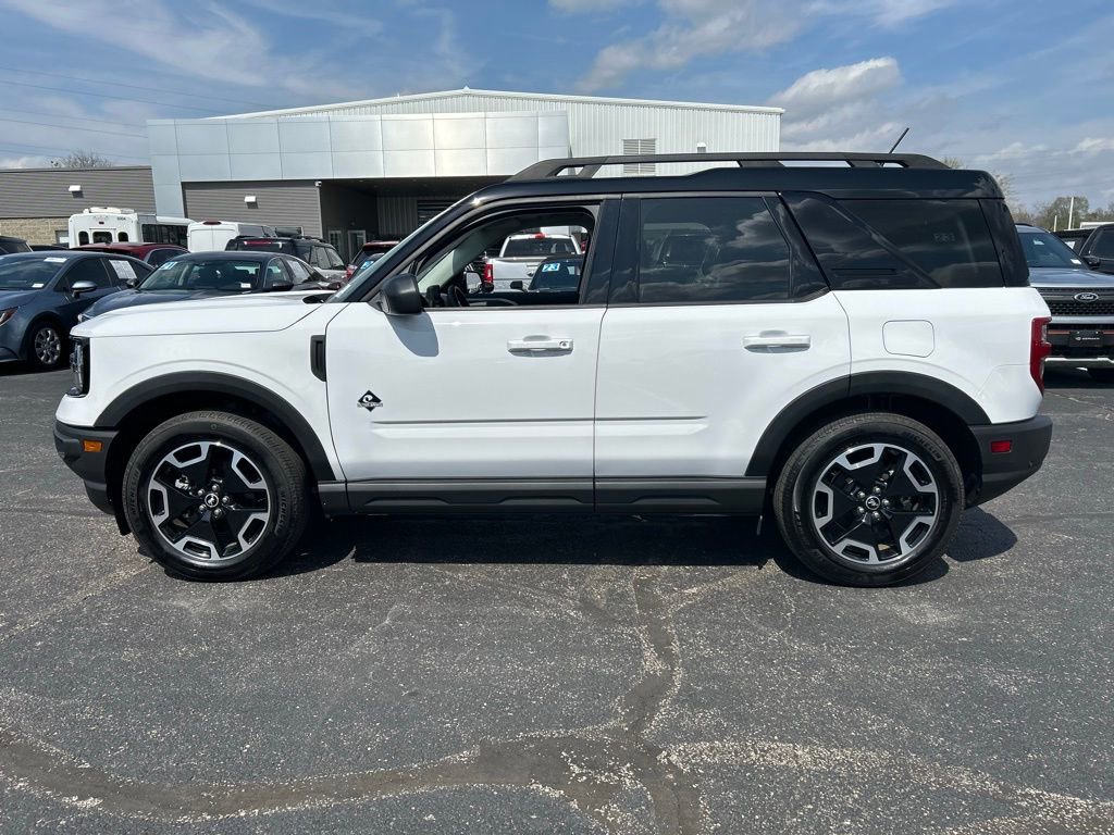 Certified 2024 Ford Bronco Sport Outer Banks w/ Tech Package AWD/4WD image 7