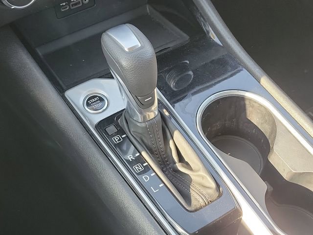 Used 2024 Nissan Altima 2.5 SV FWD image 19