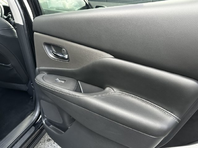 Used 2020 Nissan Murano SL w/ Moonroof Package AWD/4WD image 40