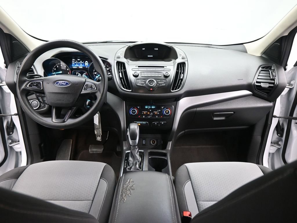 Certified 2018 Ford Escape SE FWD image 19