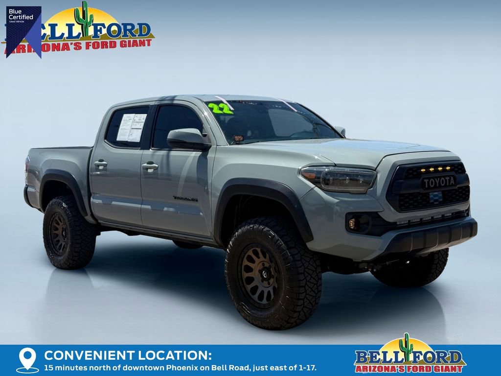 Used 2022 Toyota Tacoma TRD Off-Road w/ Black Out Package (TMS) AWD/4WD image 4