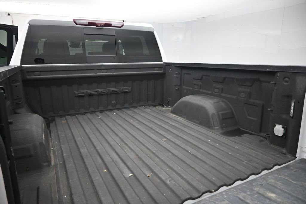Used 2024 GMC Sierra 1500 Denali w/ Denali Reserve Package AWD/4WD image 9