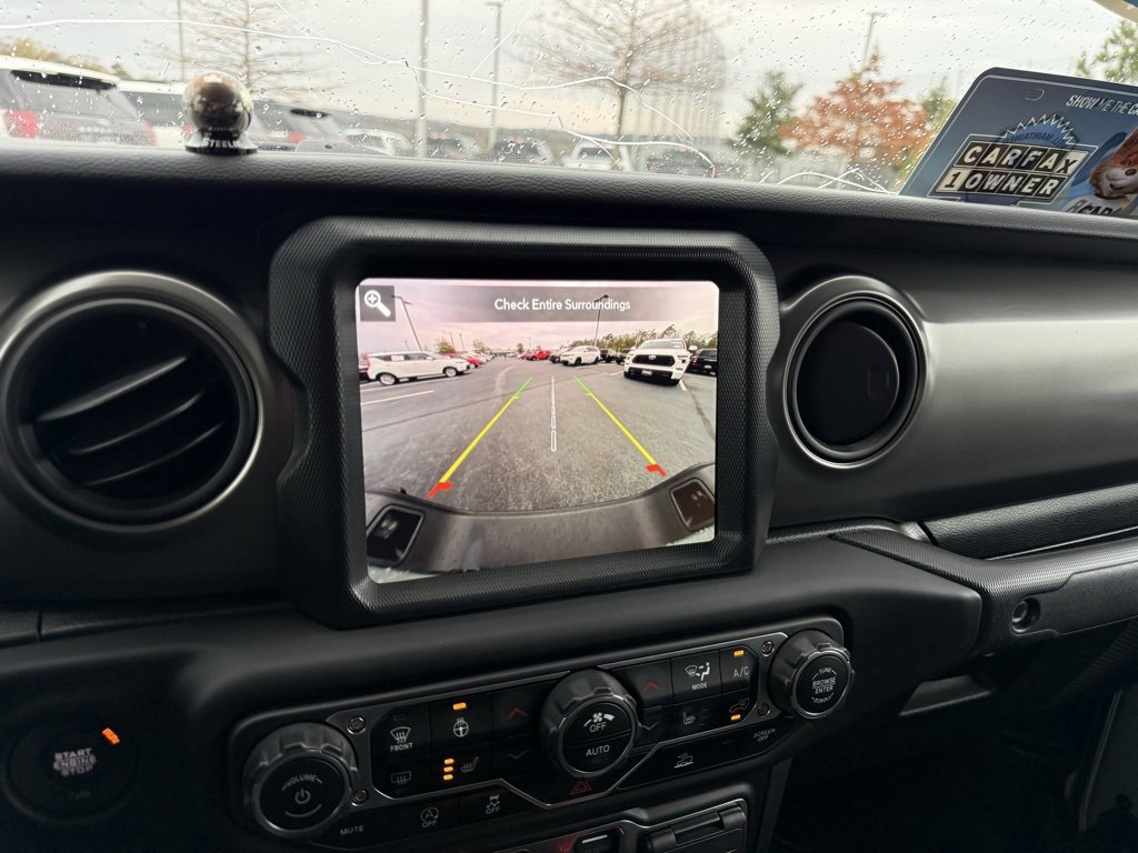 Used 2023 Jeep Gladiator Willys image 17