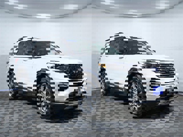 Certified 2023 Ford Explorer XLT w/ Equipment Group 202A