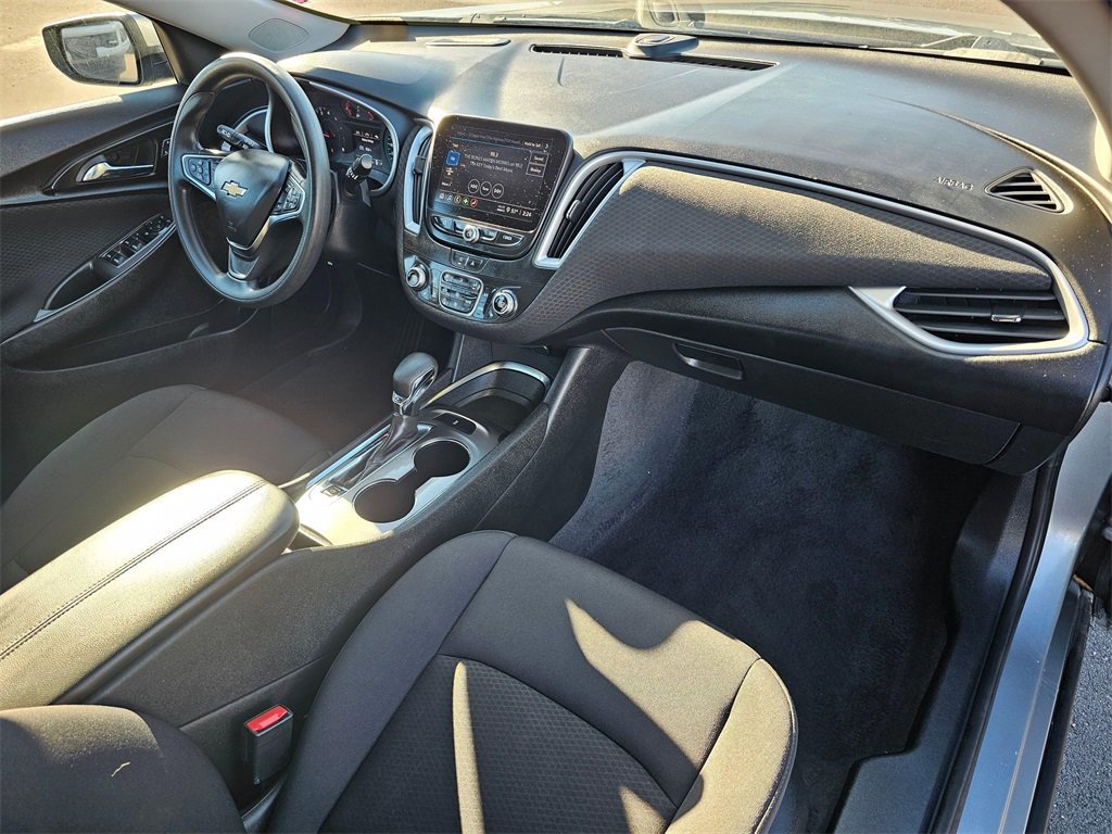 Used 2023 Chevrolet Malibu LT image 15