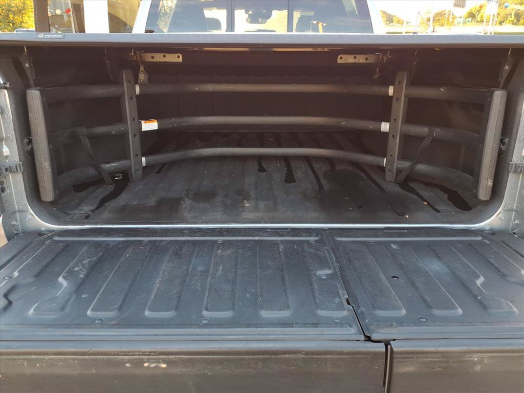 Used 2022 RAM 1500 Laramie w/ Sport Appearance Package AWD/4WD image 7