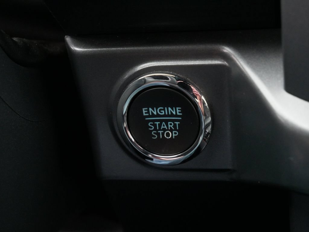 Certified 2025 Ford F150 XLT w/ Equipment Group 302A MID AWD/4WD image 20