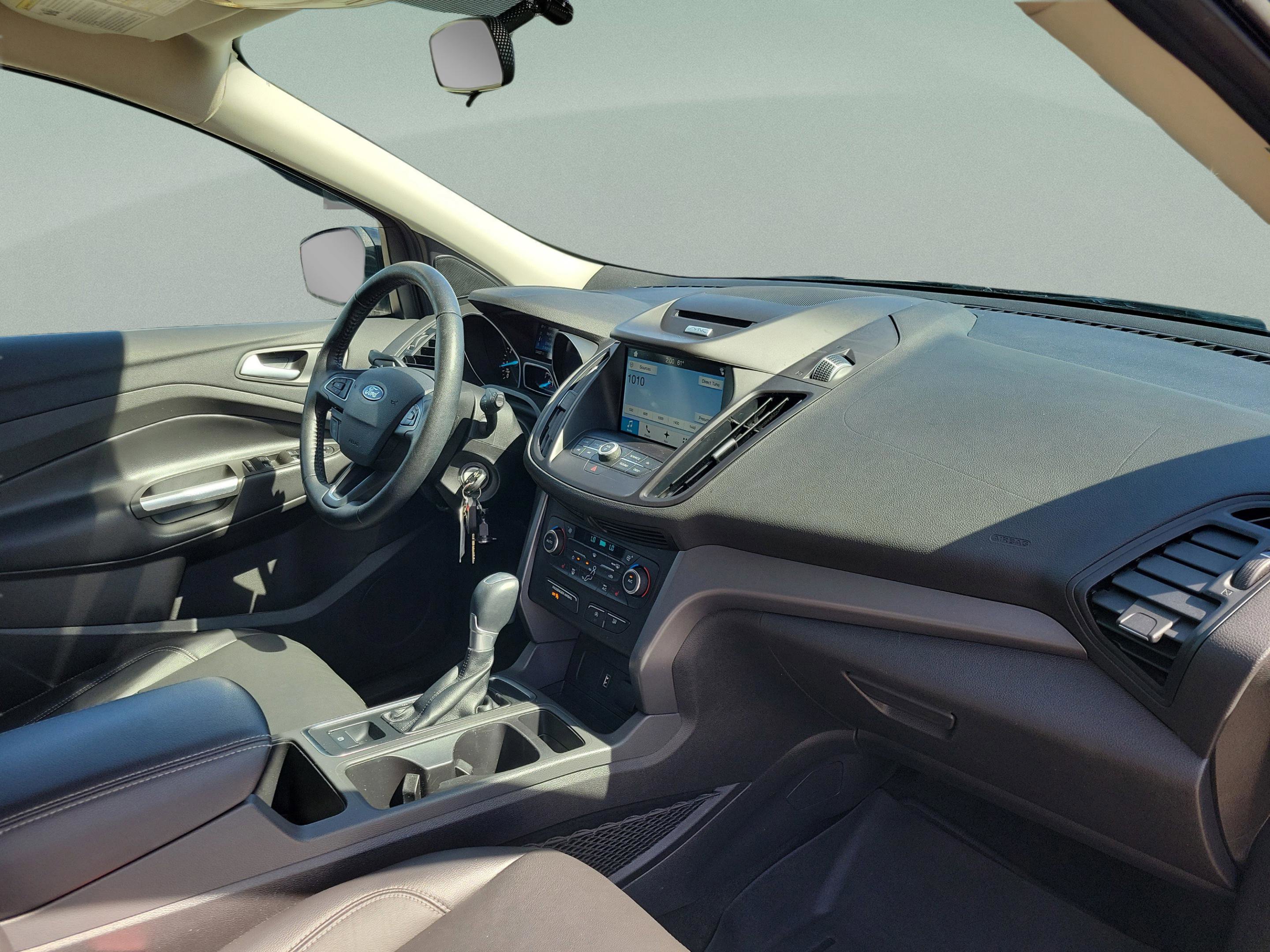 Certified 2017 Ford Escape SE w/ SE Leather Comfort Package image 26