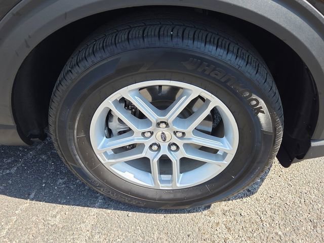 Certified 2025 Ford Explorer Active image 16