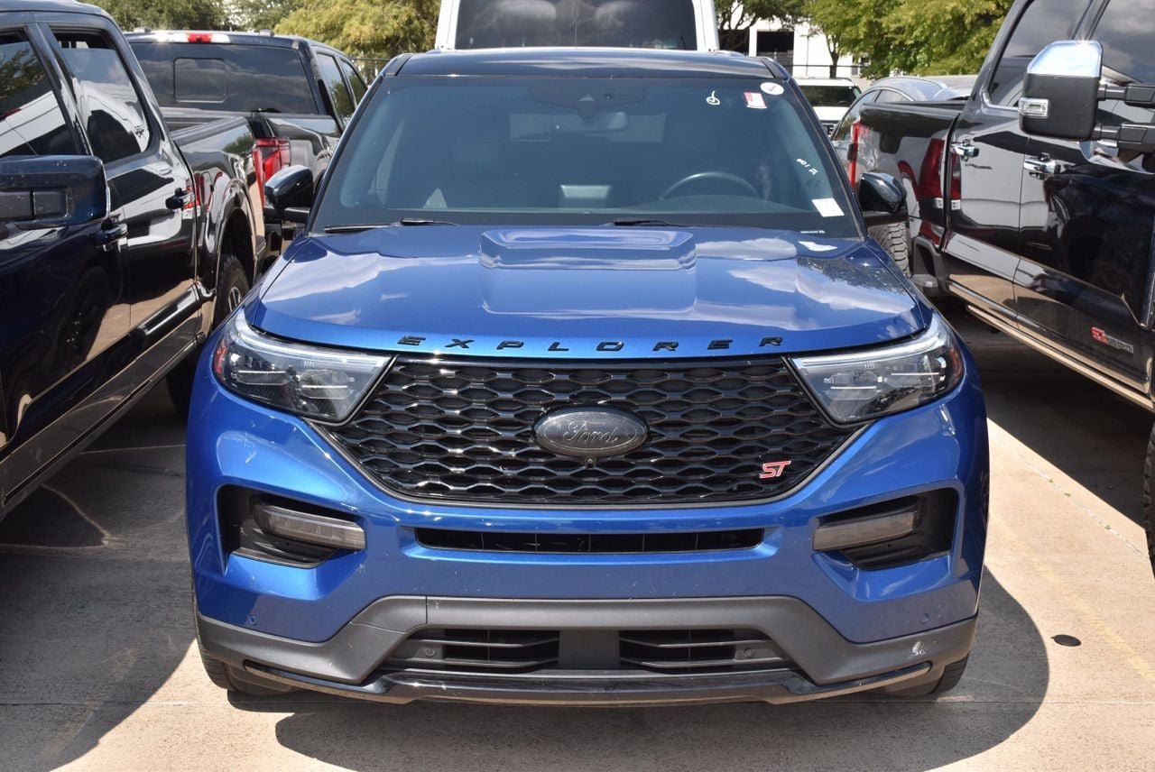 Certified 2022 Ford Explorer ST w/ Equipment Group 401A AWD/4WD image 3