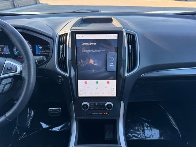 Certified 2024 Ford Edge ST-Line AWD/4WD image 2