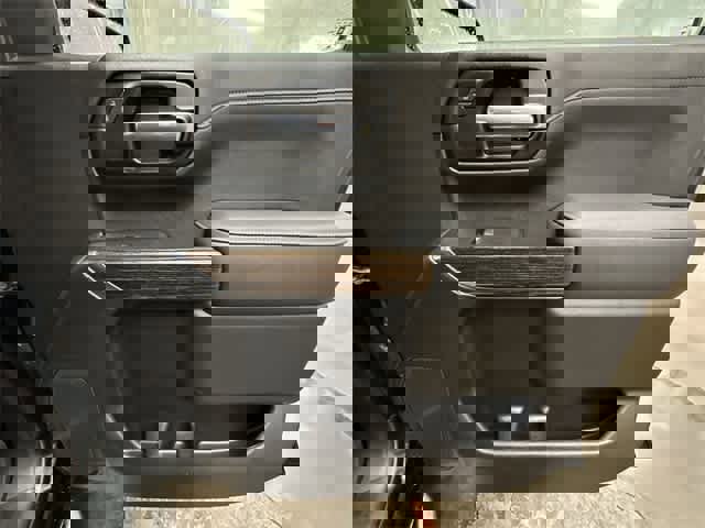 Used 2021 GMC Sierra 1500 Elevation image 26