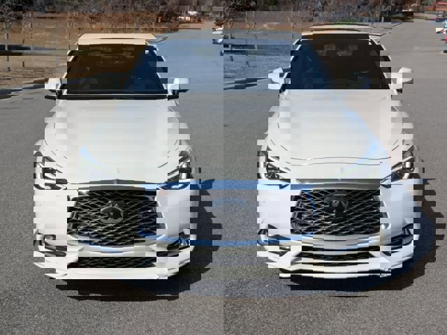 Used 2022 INFINITI Q60 3.0t Luxe w/ Essential Package image 9