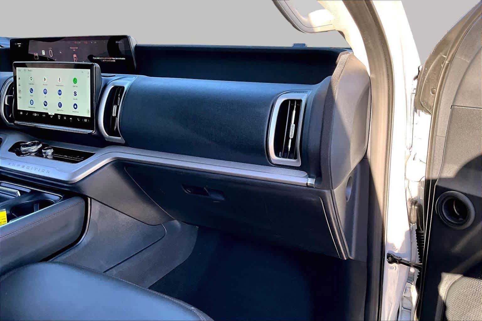 Certified 2025 Ford Expedition Active RWD image 19